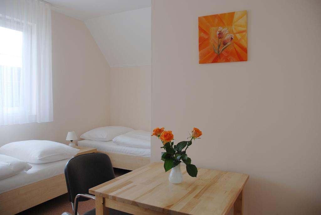 Penzion Duo Mladá Boleslav Exterior foto